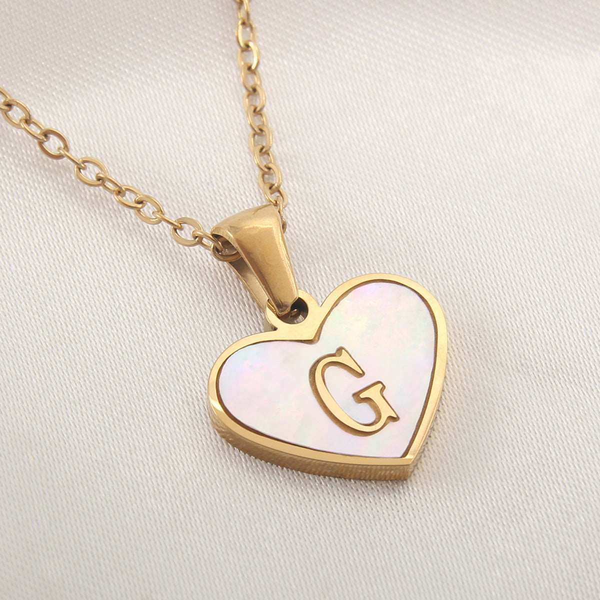 26 Letter Heart-Shaped Necklace Personalized