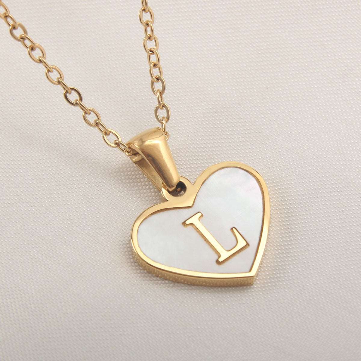 26 Letter Heart-Shaped Necklace Personalized