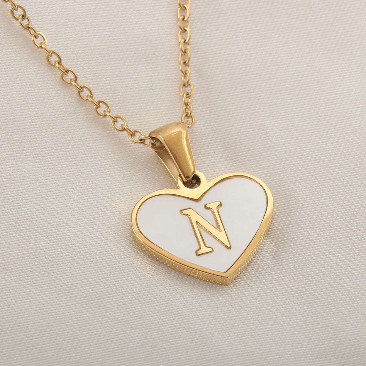 26 Letter Heart-Shaped Necklace Personalized