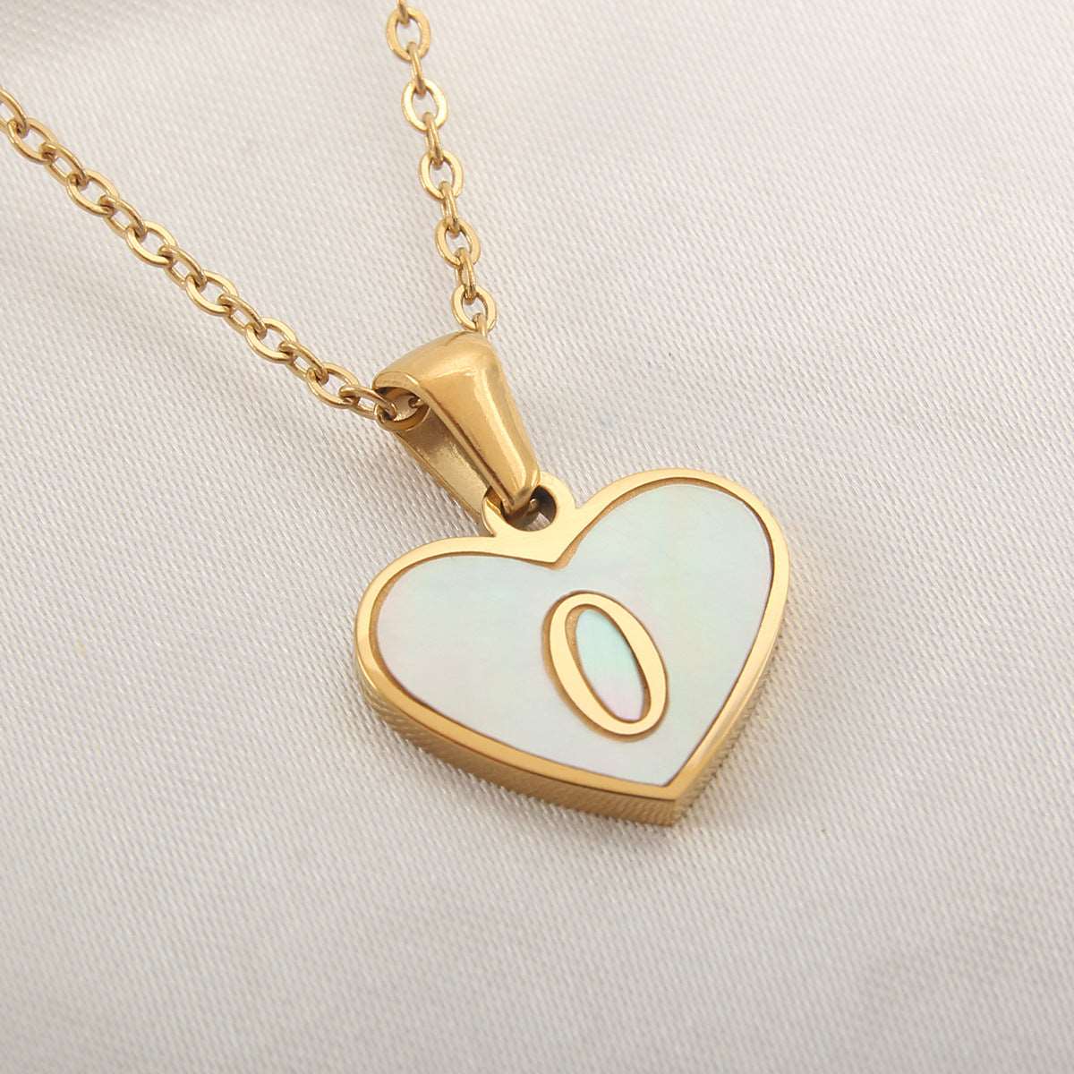 26 Letter Heart-Shaped Necklace Personalized