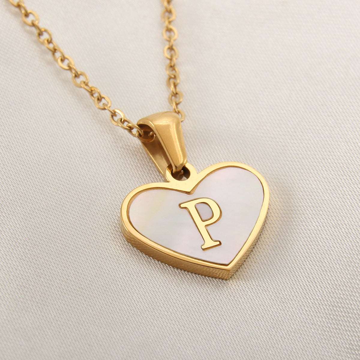 26 Letter Heart-Shaped Necklace Personalized