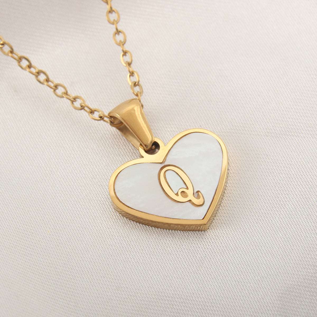 26 Letter Heart-Shaped Necklace Personalized