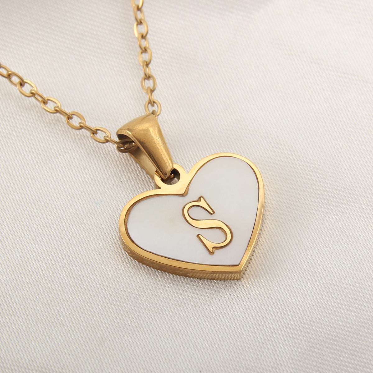 26 Letter Heart-Shaped Necklace Personalized