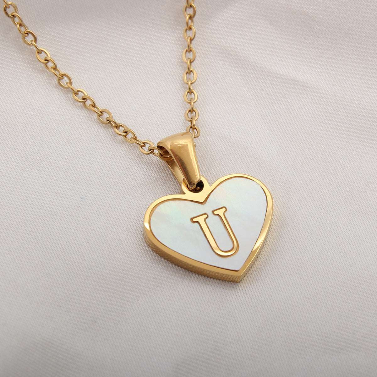 26 Letter Heart-Shaped Necklace Personalized