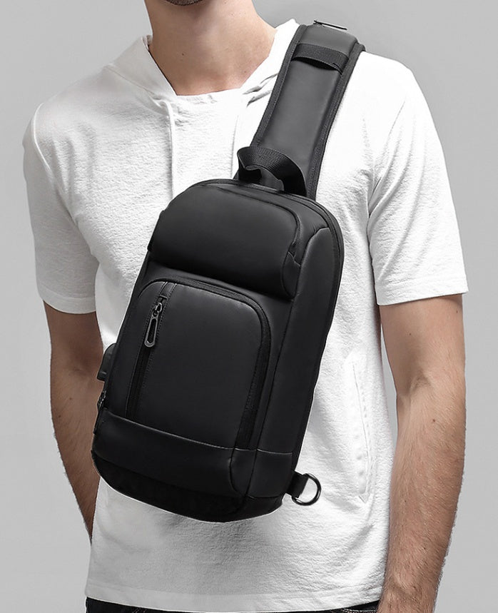 Outdoor leisure shoulder bag
